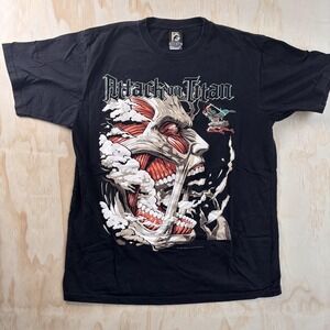 Attack On Titan Shirt Mens XL Black Colossal Titan Graphic Anime Tee T-Shirt